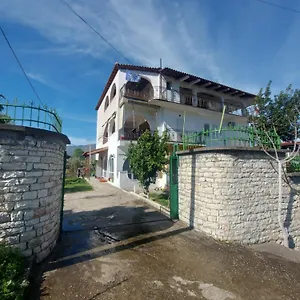 Guest house Irvin, Berat